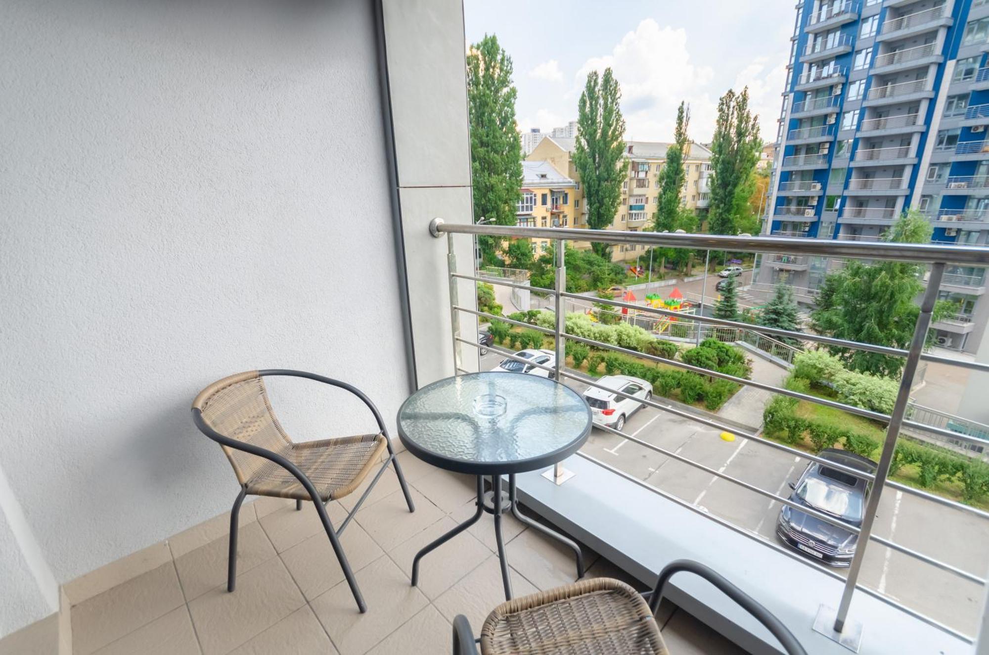 Petrovdom Apartments 3-143 In Rc Central Park, 7 John Mccain Street Київ Екстер'єр фото